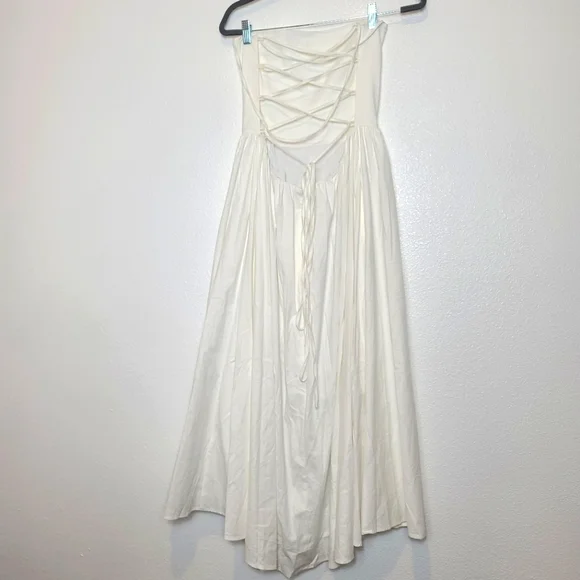REFORMATION Kaede Dress in White - Picture 8 of 14